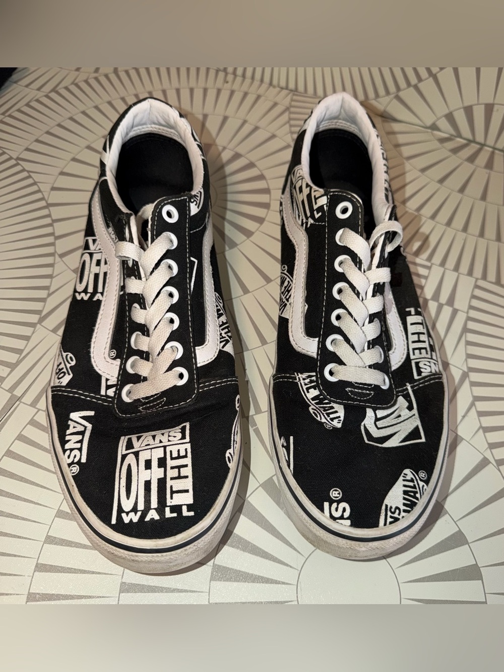 the Vans Men’s Old Skool 'Logo Mix' sneakers Size 10 Black and White